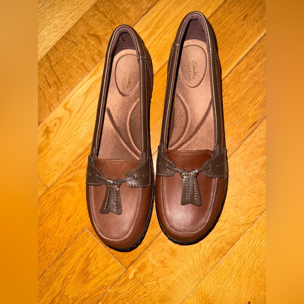 Clarks Two-Tone Brown Leather Loafers